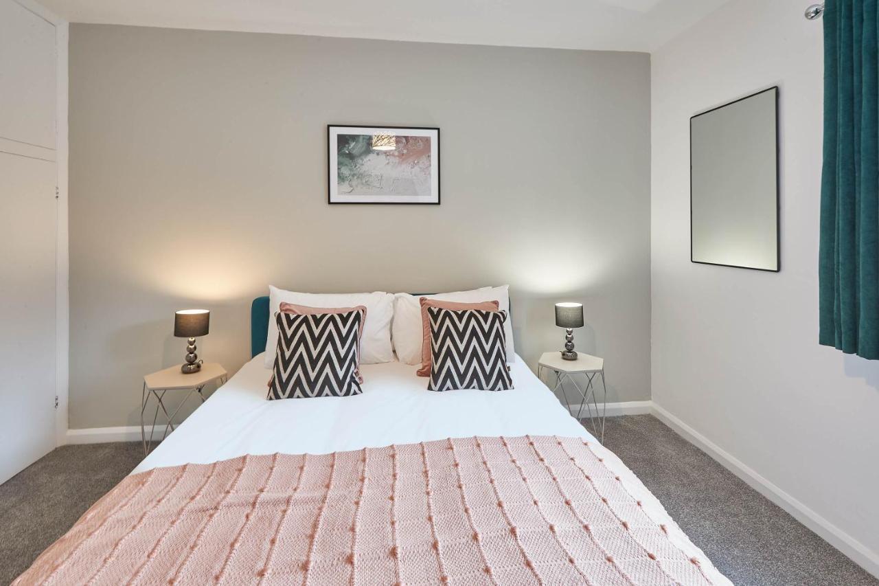 Endeavour Apartments Whitby Extérieur photo