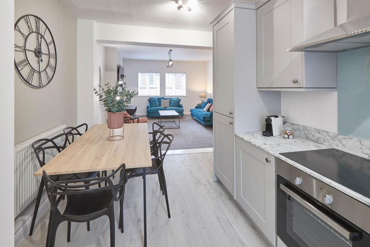 Endeavour Apartments Whitby Extérieur photo